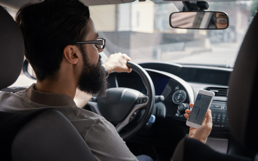 Vale a pena rodar de Uber com carro alugado? Descubra a verdade