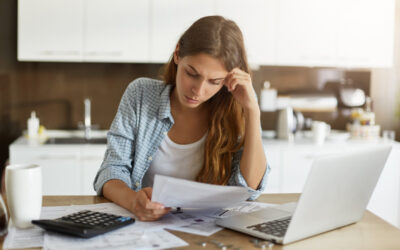 Dívida no cartão ou empréstimo pessoal: o que é menos ruim?