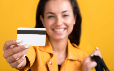 Score baixo? Ainda dá pra conseguir cartão de crédito (e sem estresse)