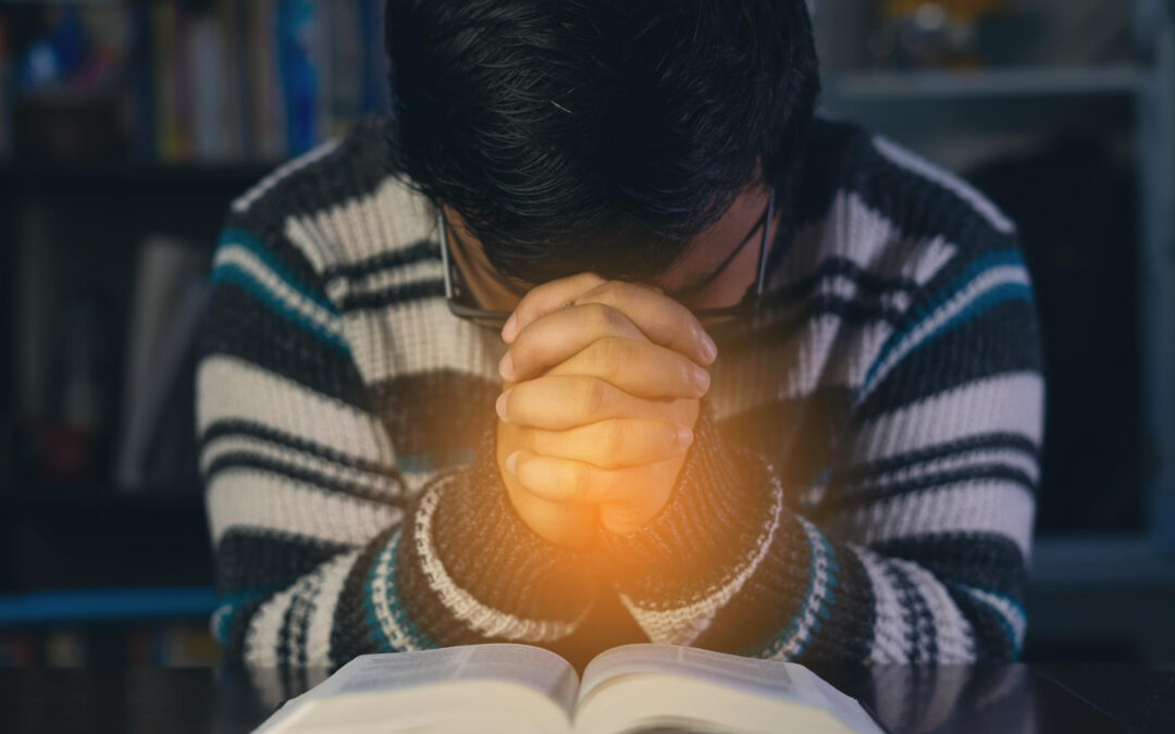 “Apenas orar” é suficiente? Vamos falar sério sobre fé e ação