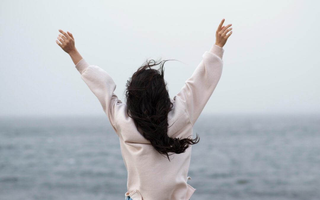 Fé e autoestima: como a Bíblia reconstrói a forma como você se enxerga